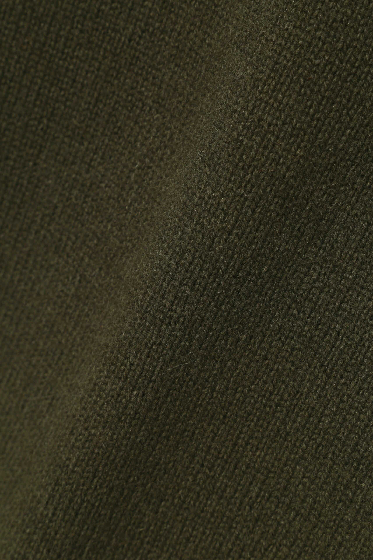 SLEEVELESS TURTLENECK13