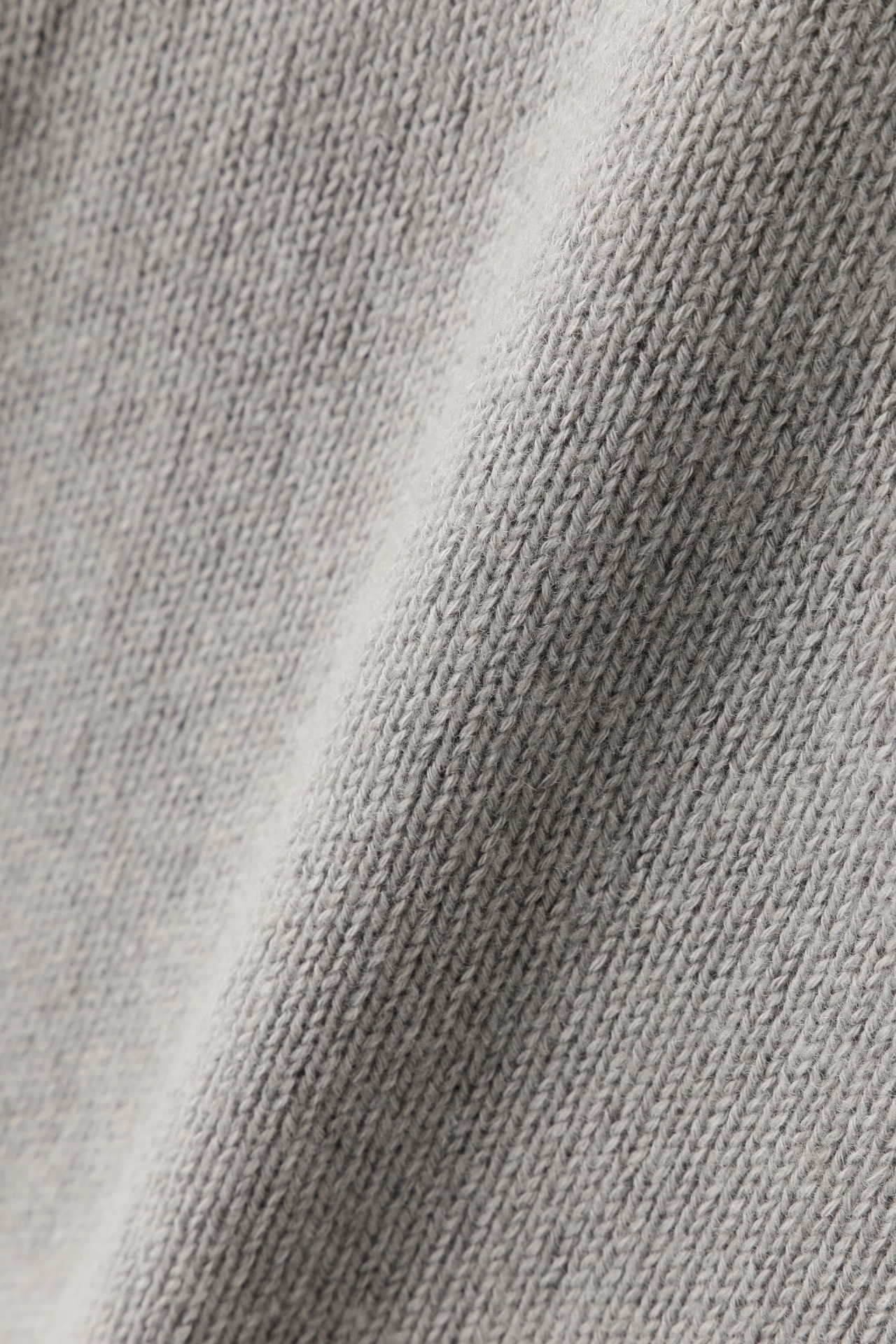 WIDE ROLL NECK9