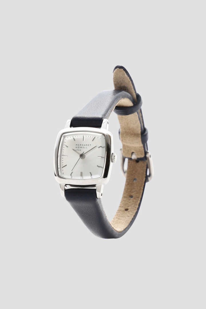 SQUARE & LEATHER STRAP1