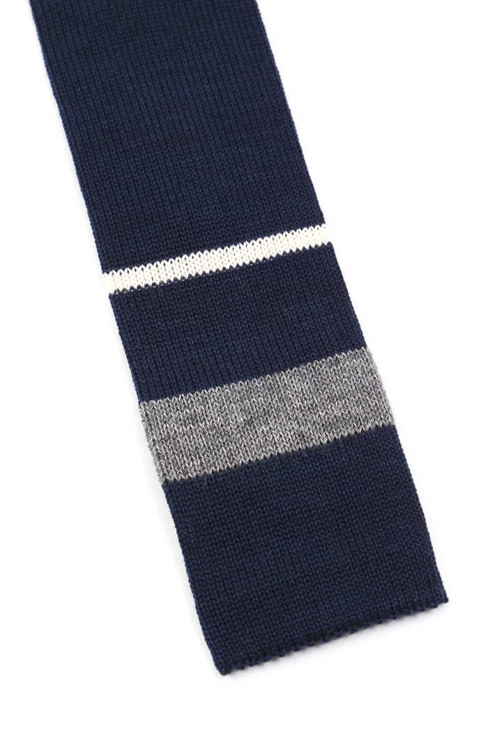 OFFSET STRIPE TIE3
