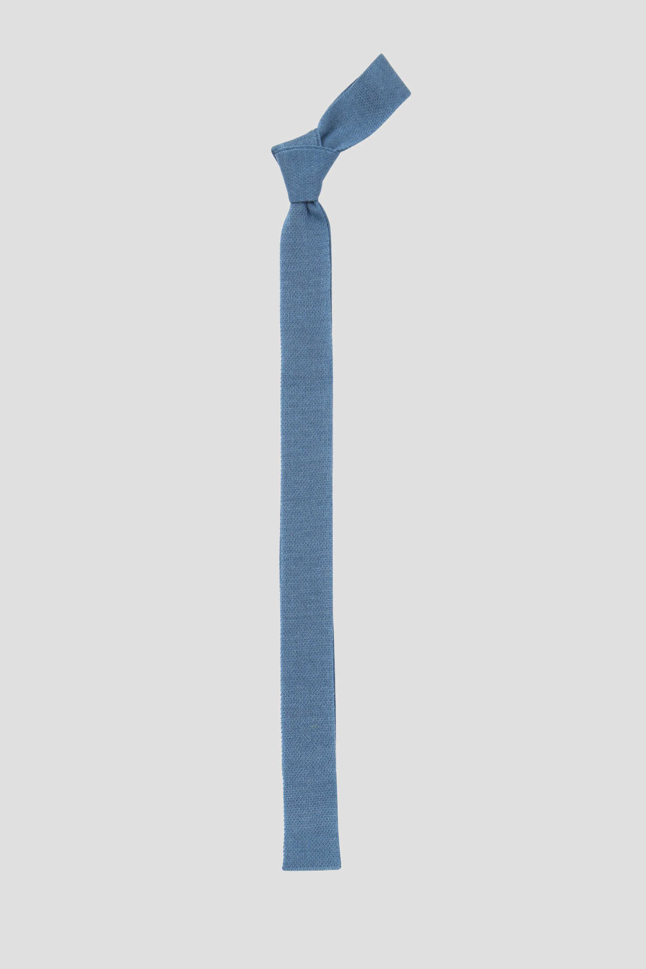 STRAIGHT TIE2