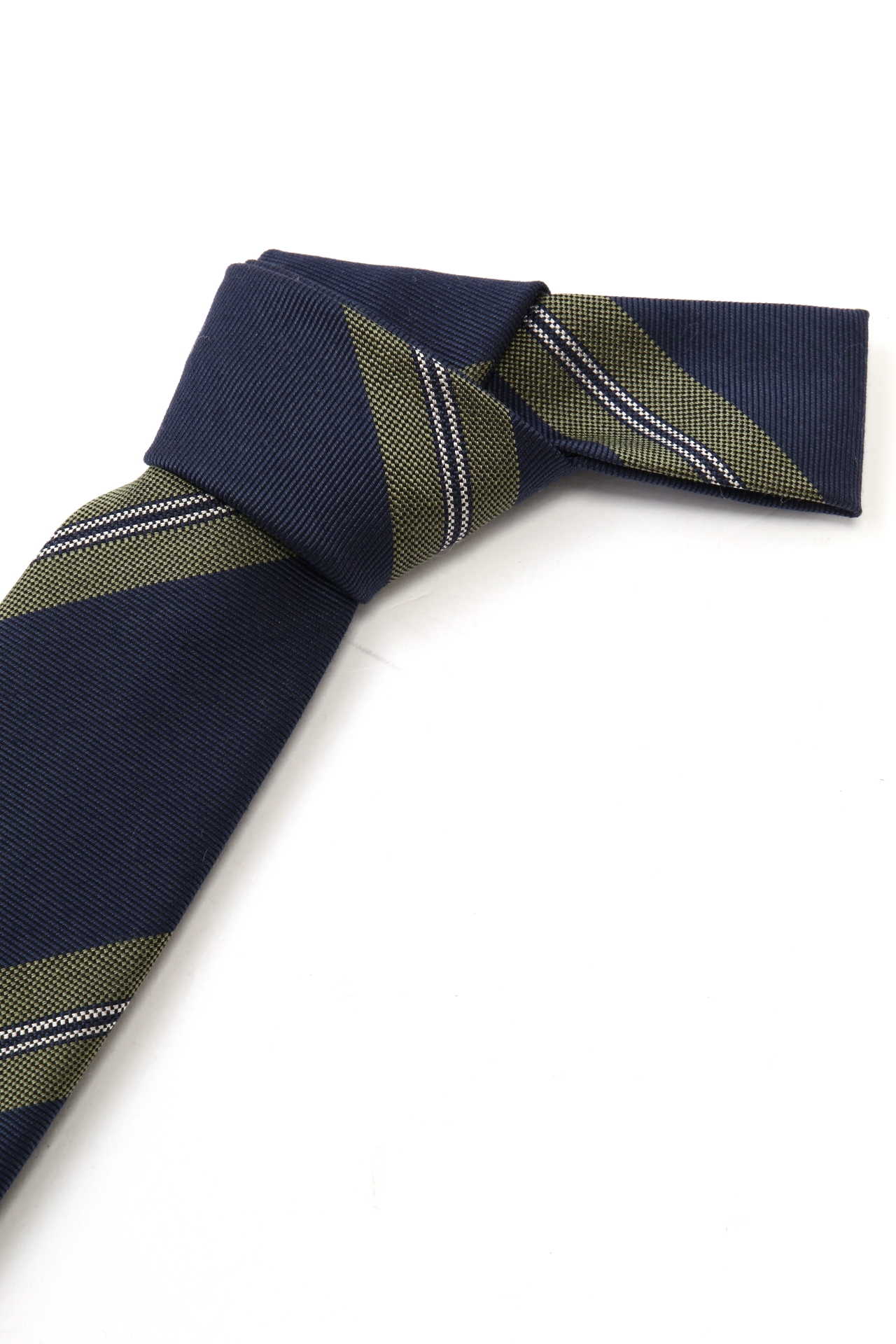 ALTERNATE STRIPE TIE3