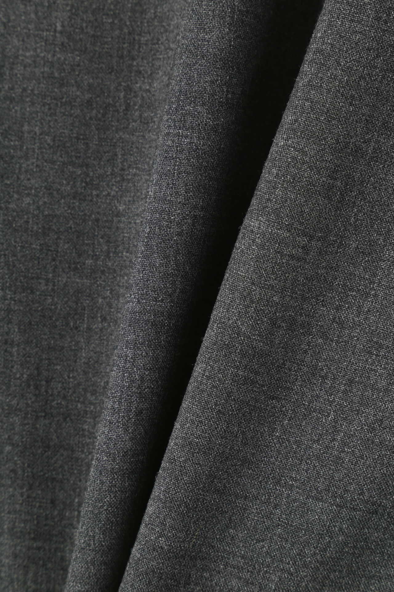 SUPERFINE HIGH TWIST WOOL TROPICAL