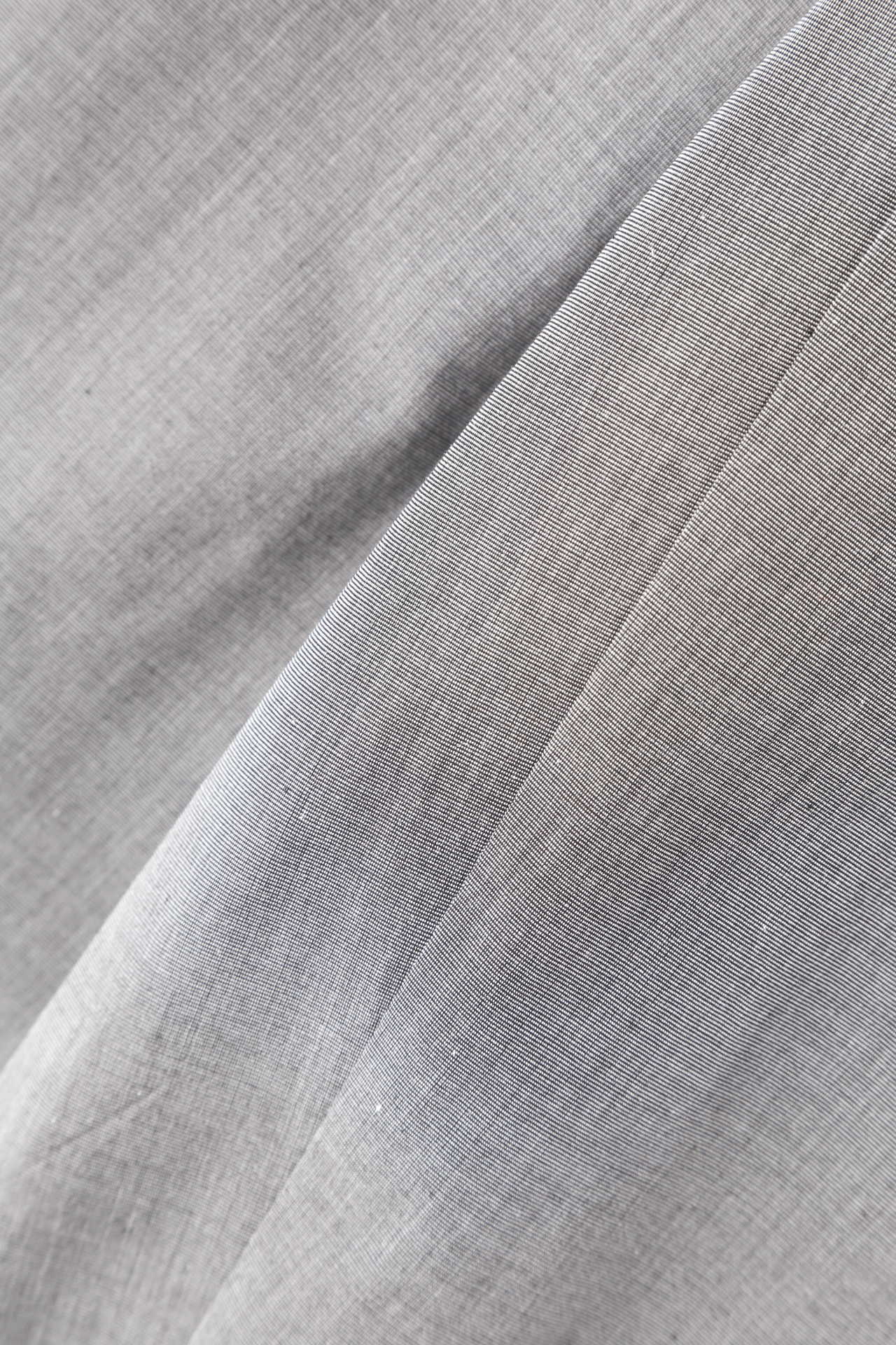 END ON END DENSE COTTON POPLIN