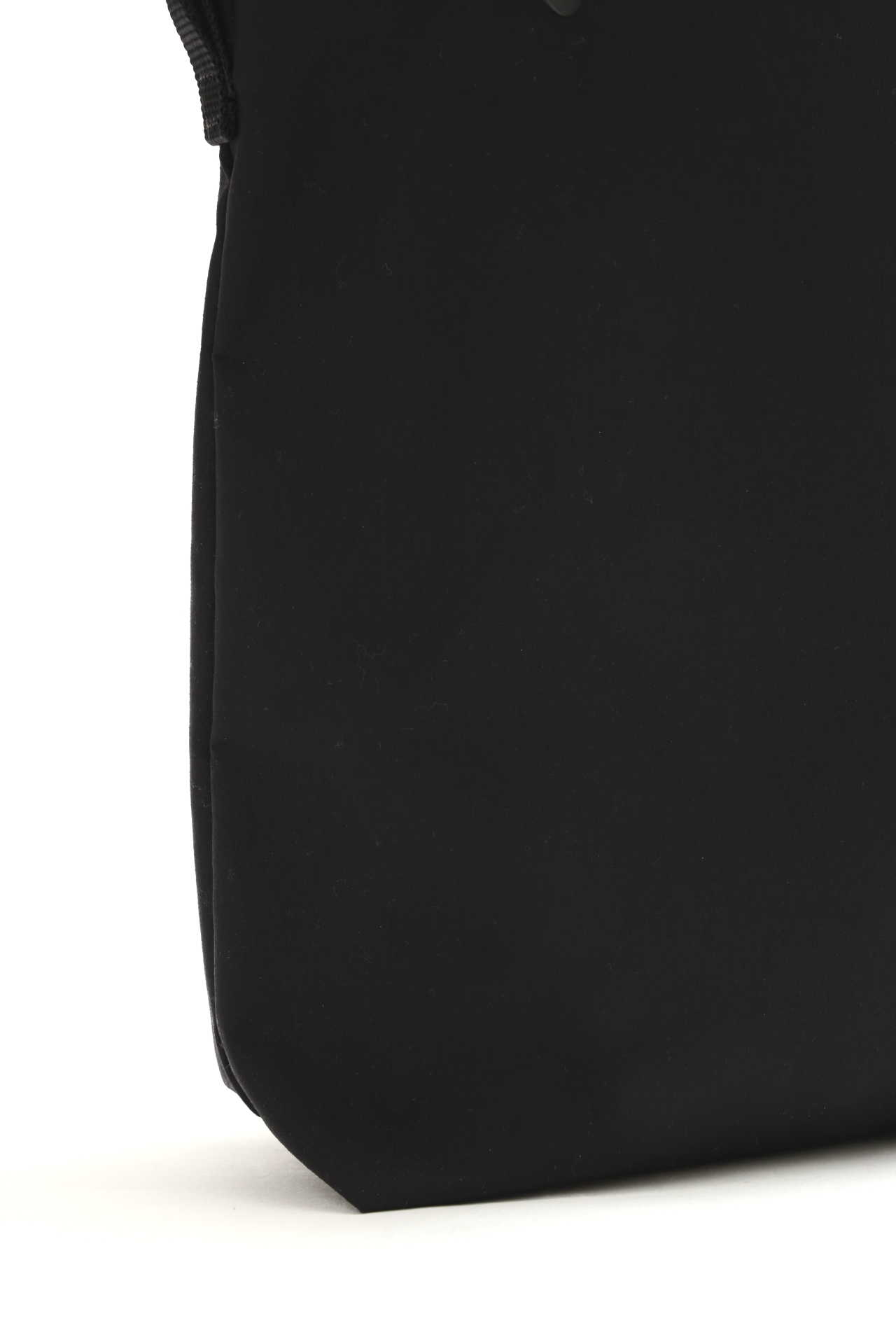 PERFORMANCE NYLON7