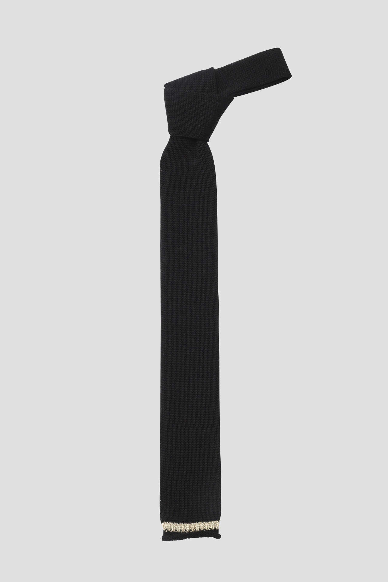 ROLLED EDGE TIE