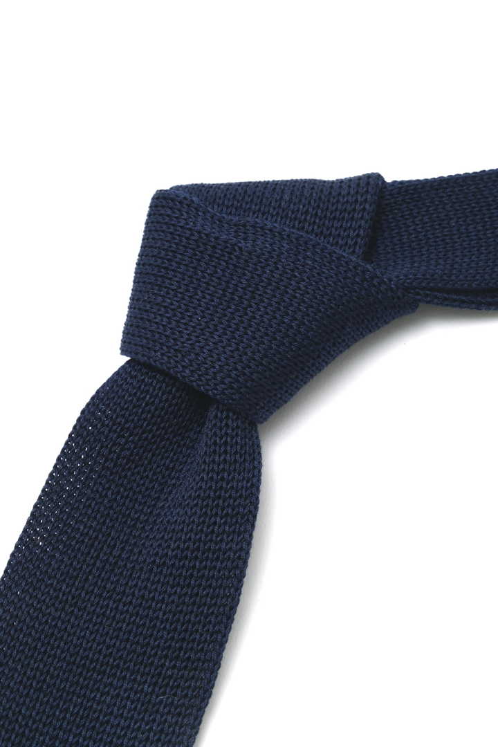ROLLED EDGE TIE
