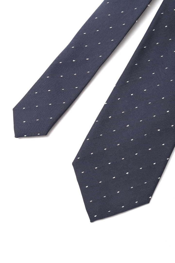 STITCHED DOT TIE