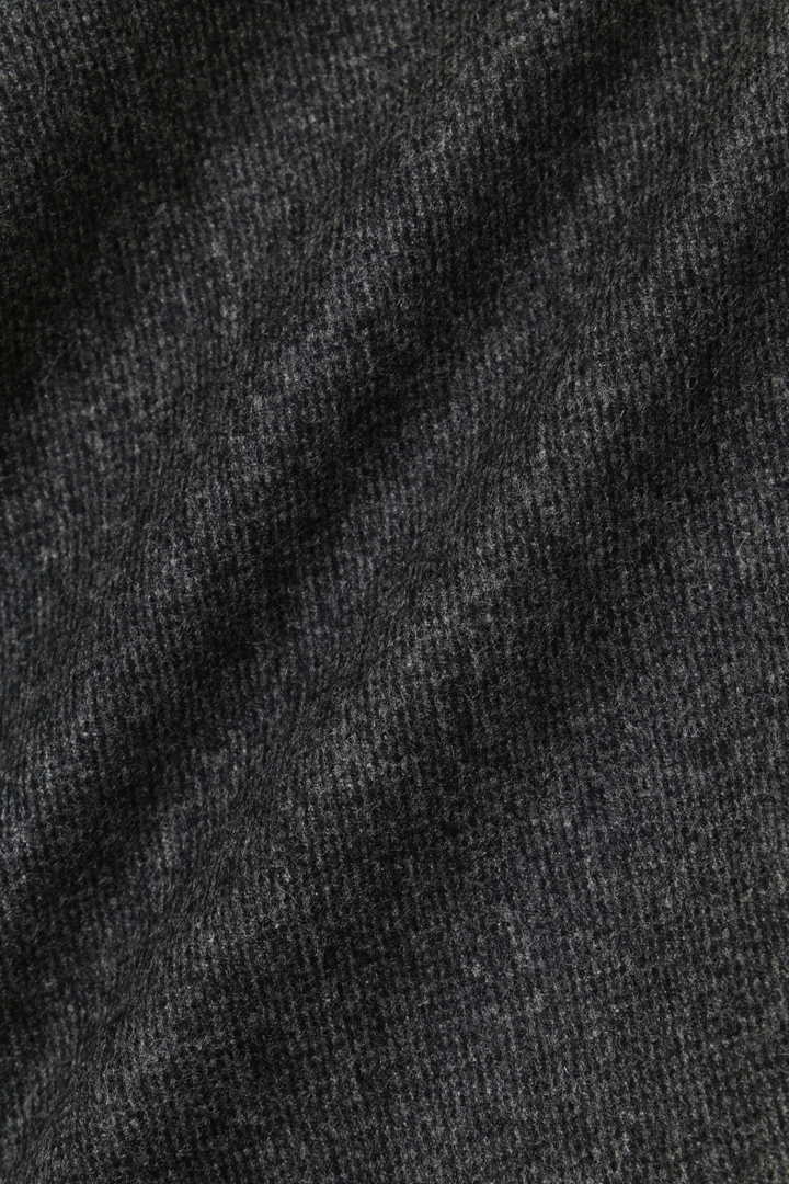 HAIRLINE FLANNEL6