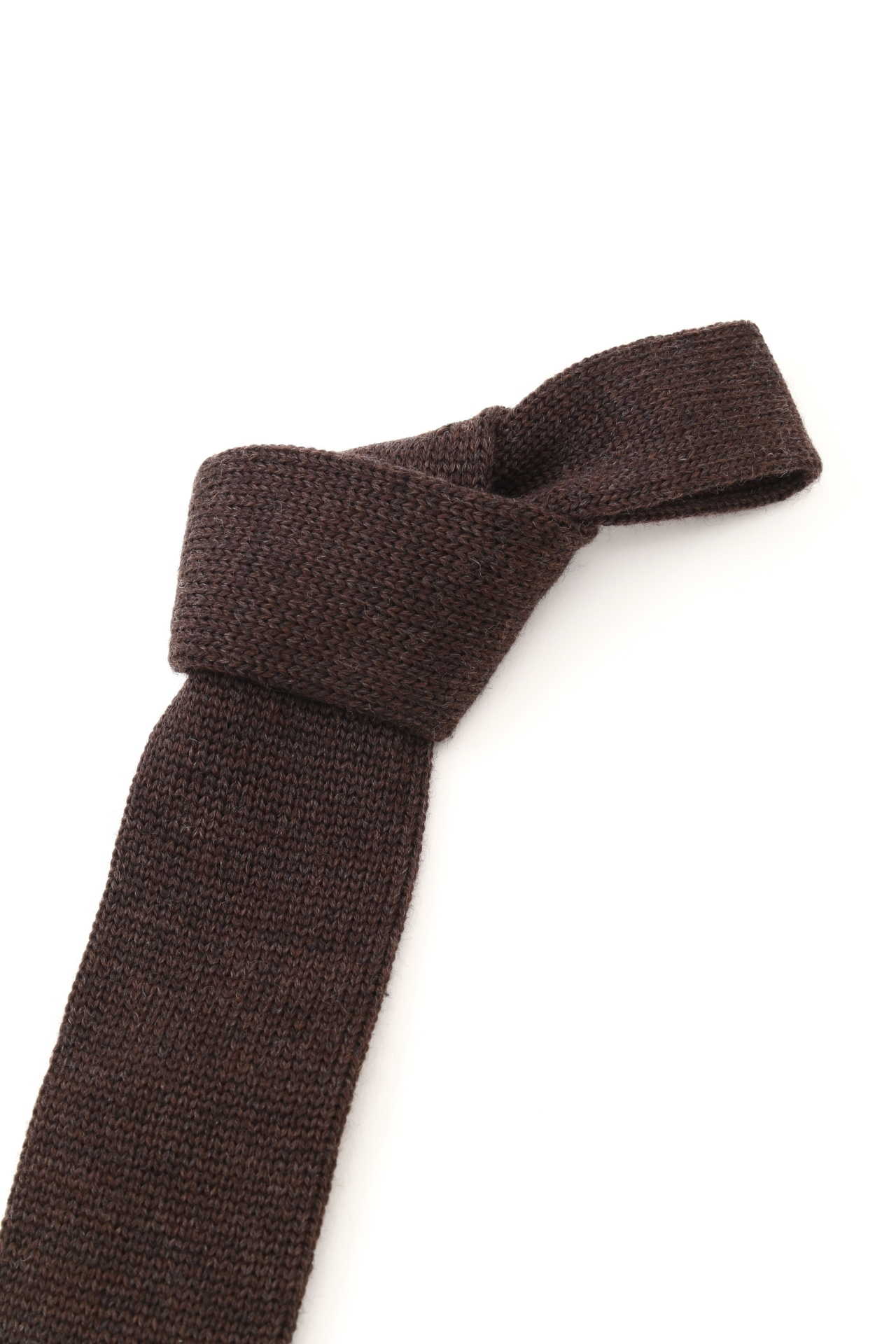 ROLLED EDGE TIE3