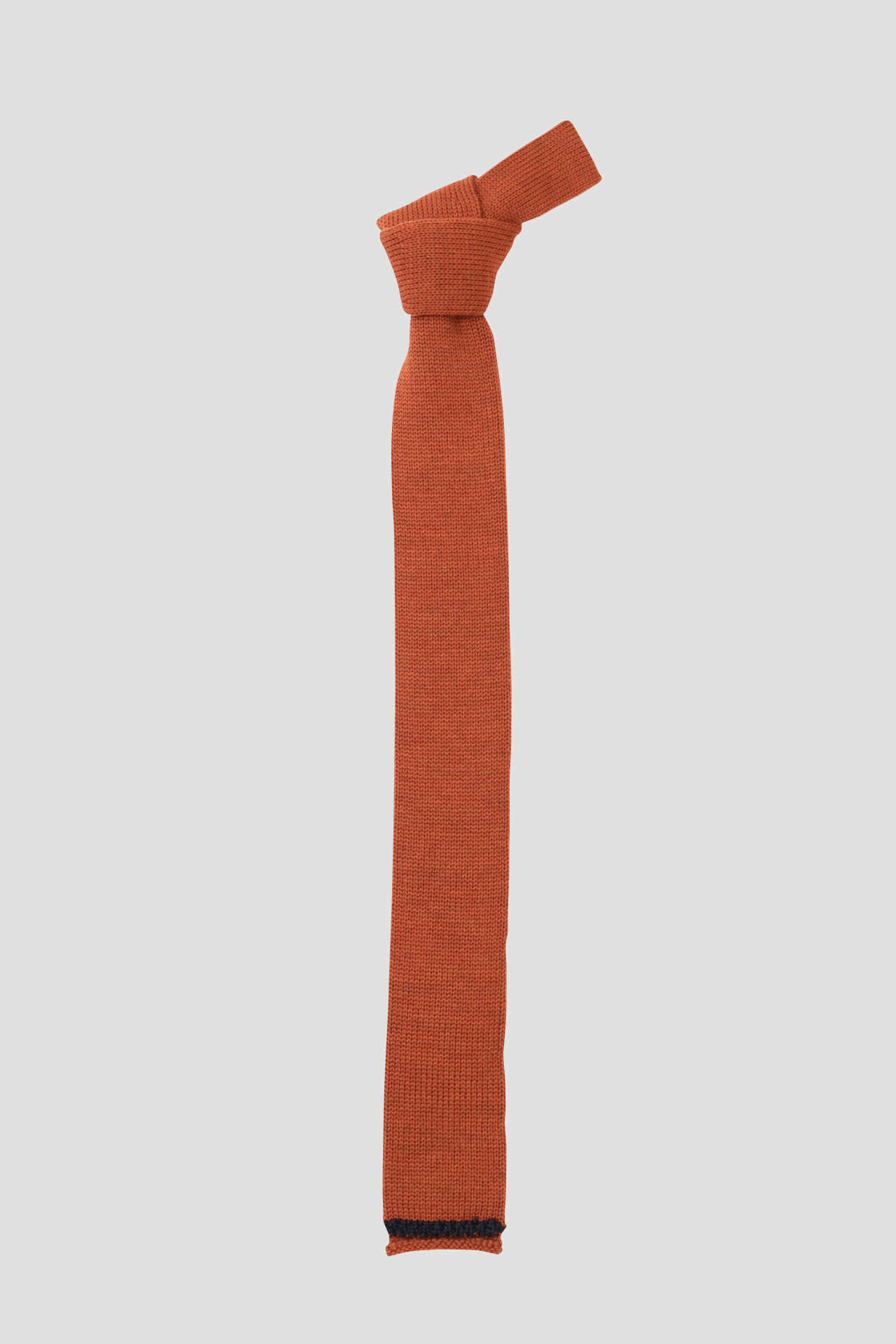 ROLLED EDGE TIE7