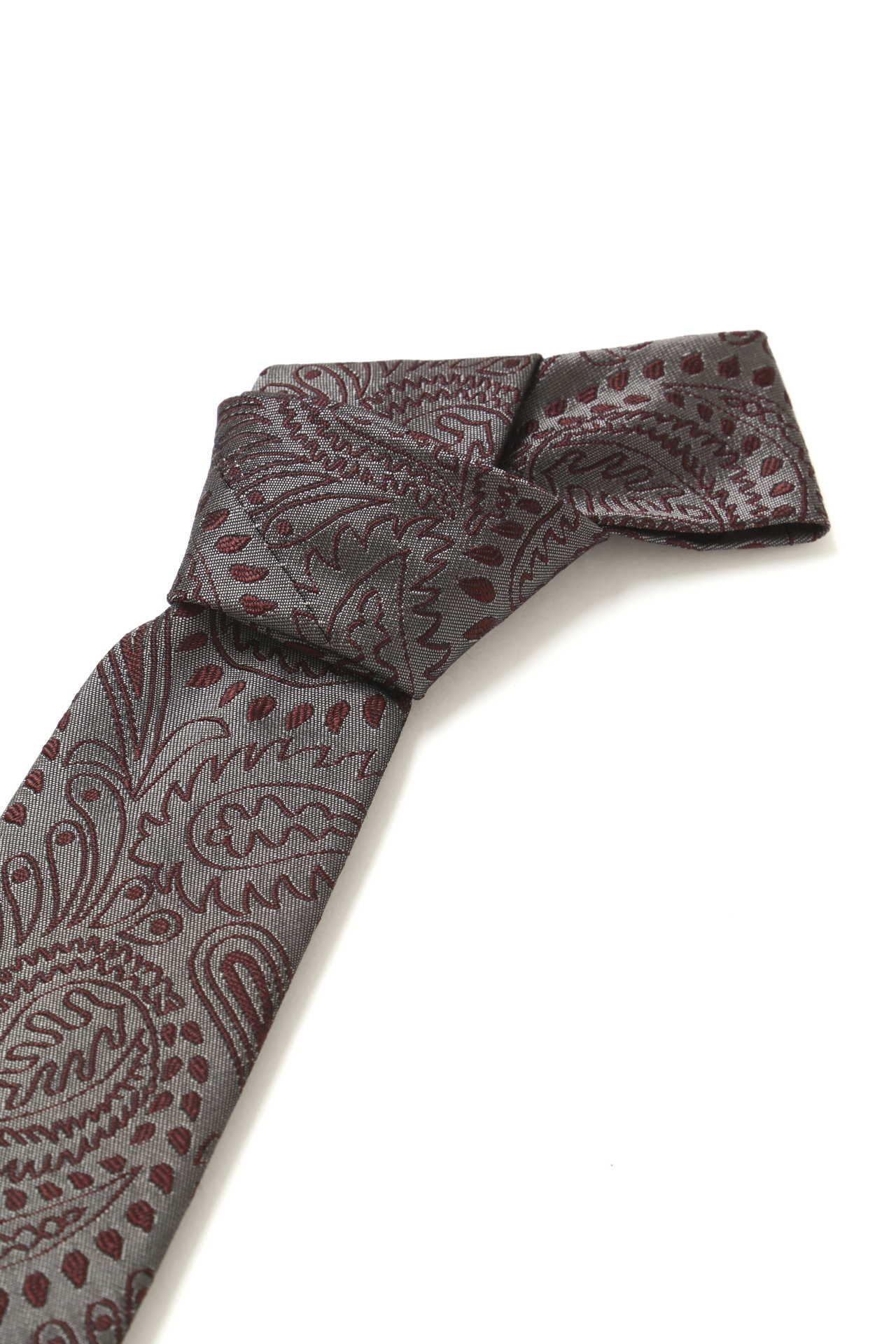 GRAPHIC PAISLEY TIE3
