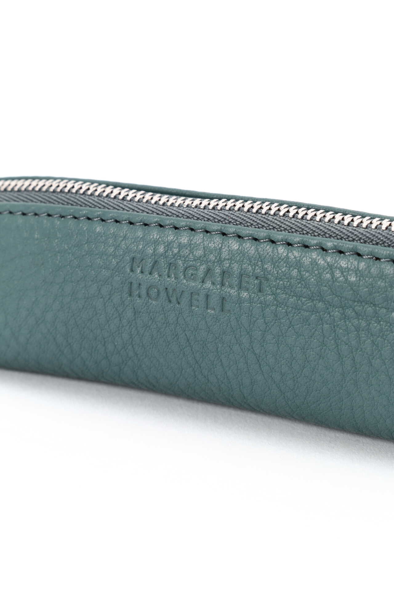 LEATHER ACCESSORIES2