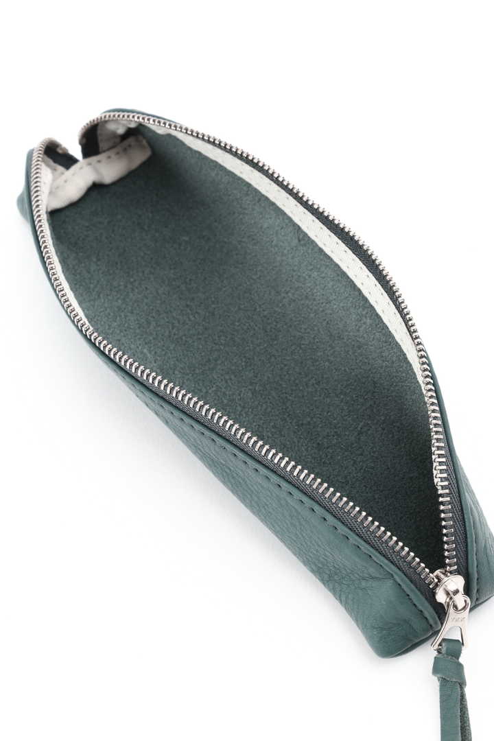 LEATHER ACCESSORIES5
