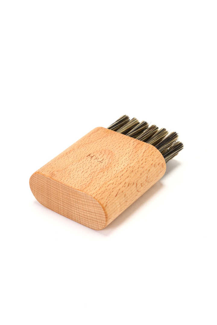 TURNER & HARPER NAIL BRUSH2