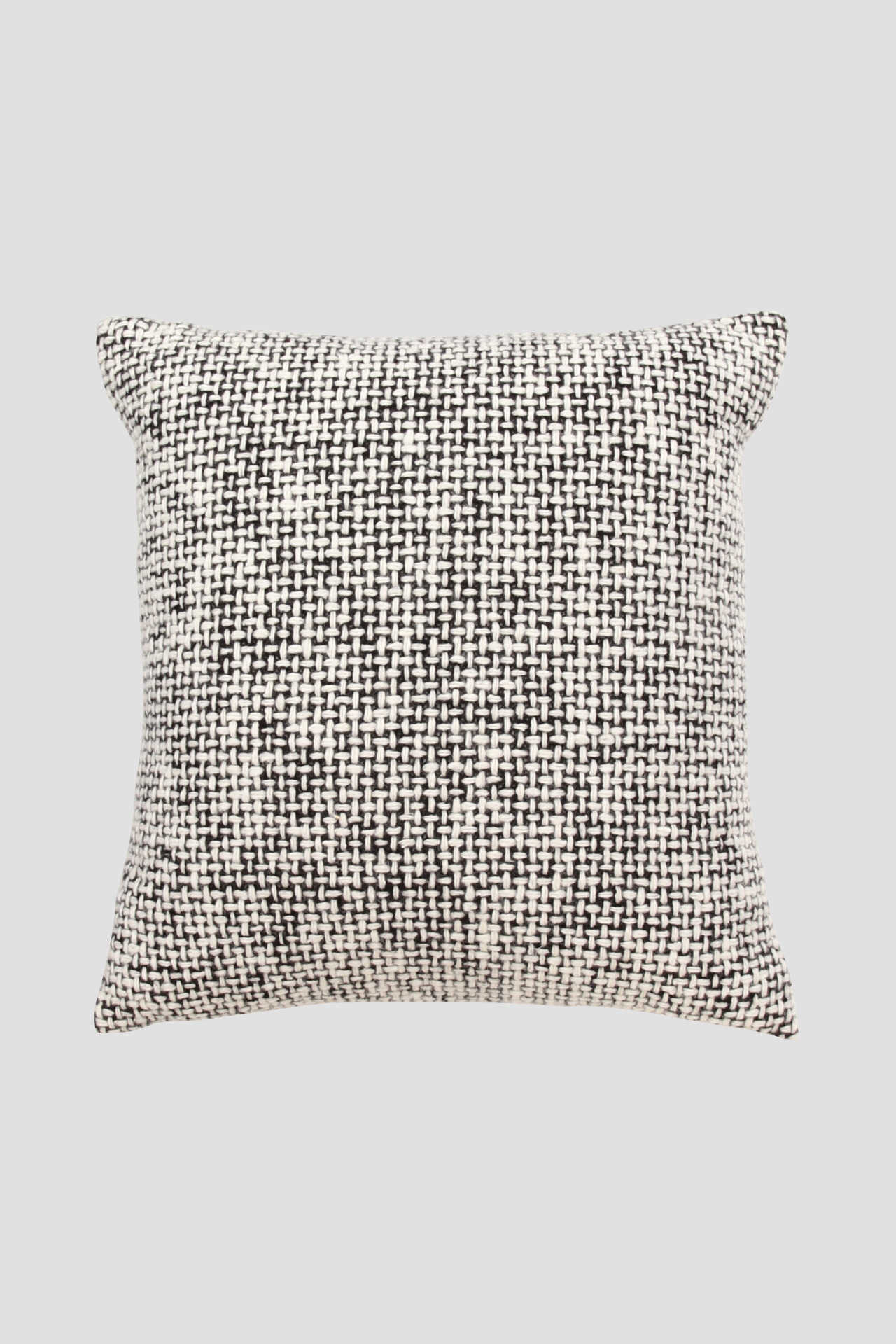 MT MENDED TWEED CUSHION1
