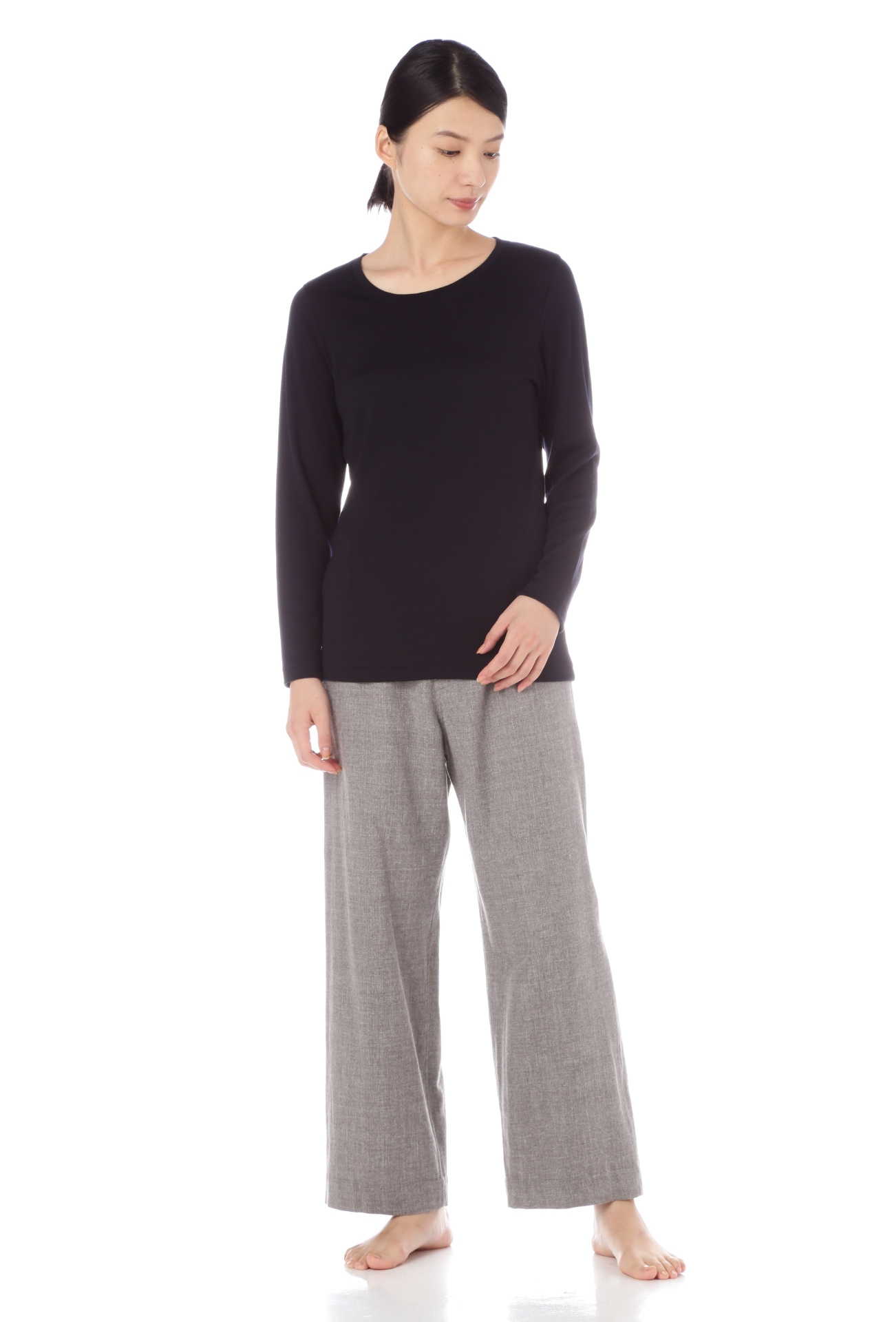 LIGHT WOOL CREW NECK9
