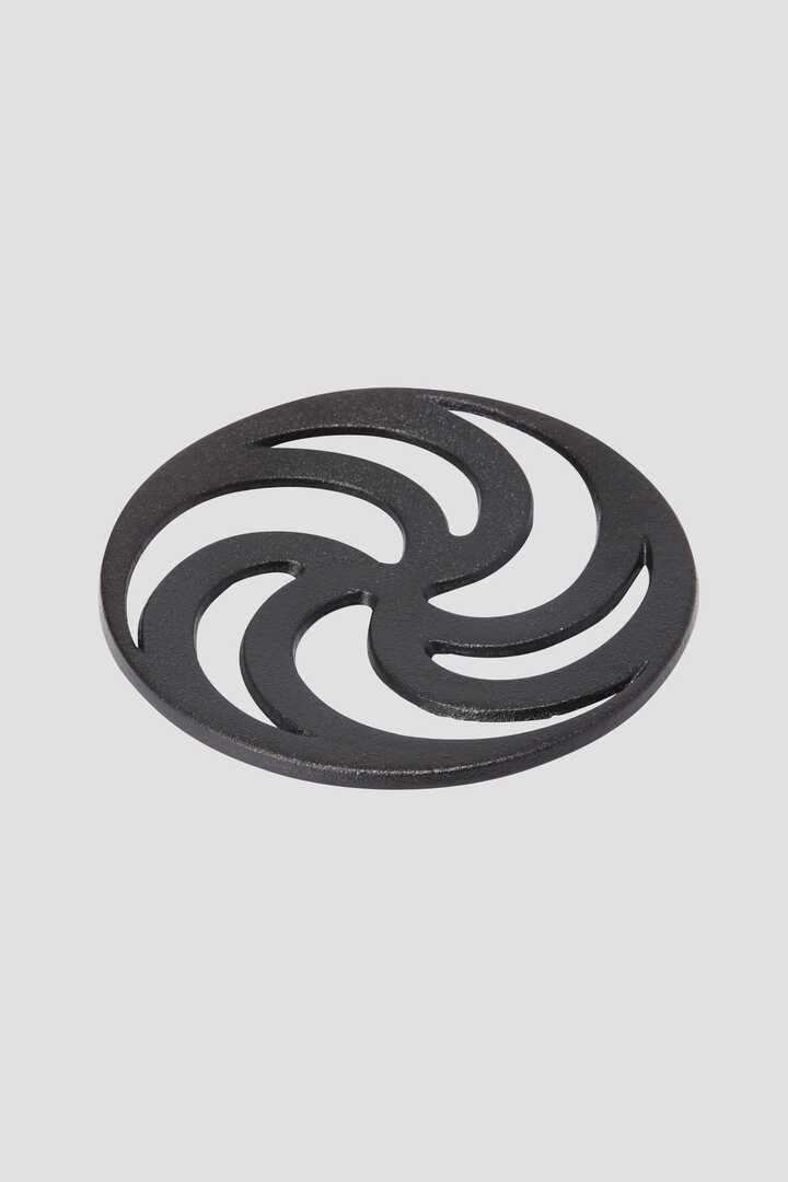 SPIRAL CAST IRON POT STAND1