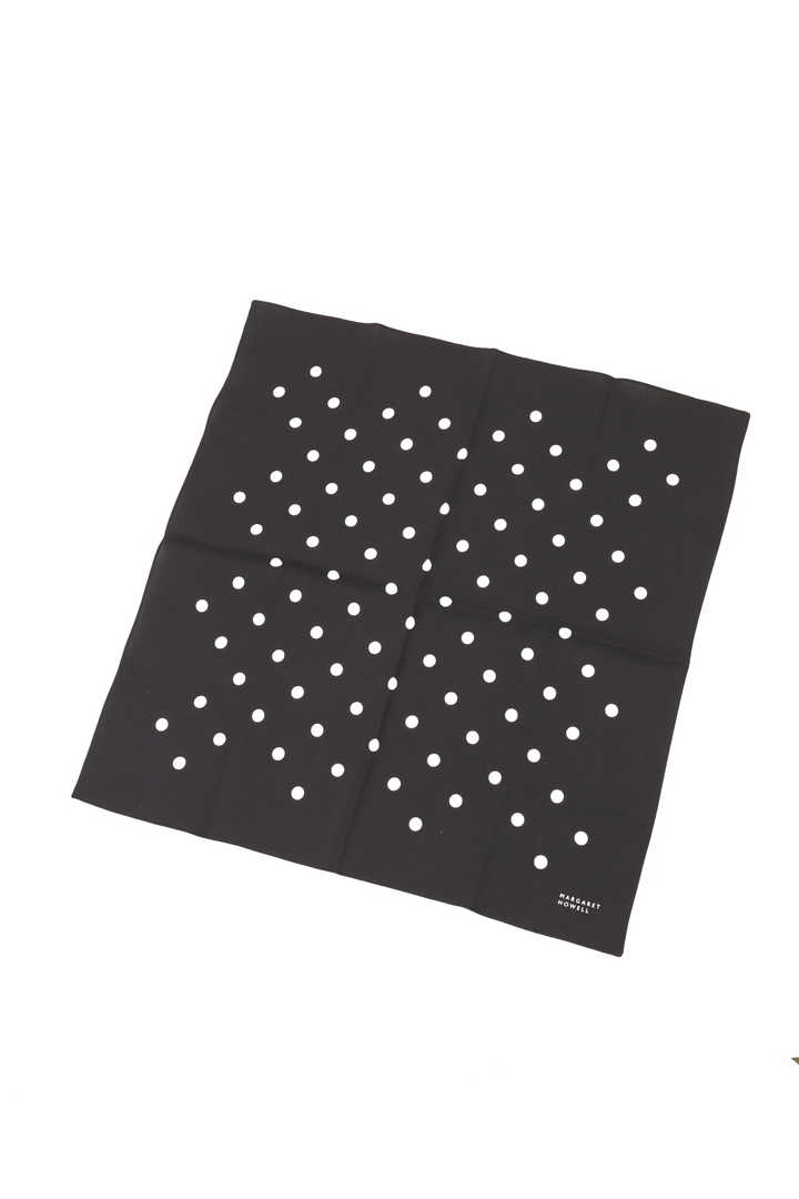TWO COLOUR SPOT HANKY2