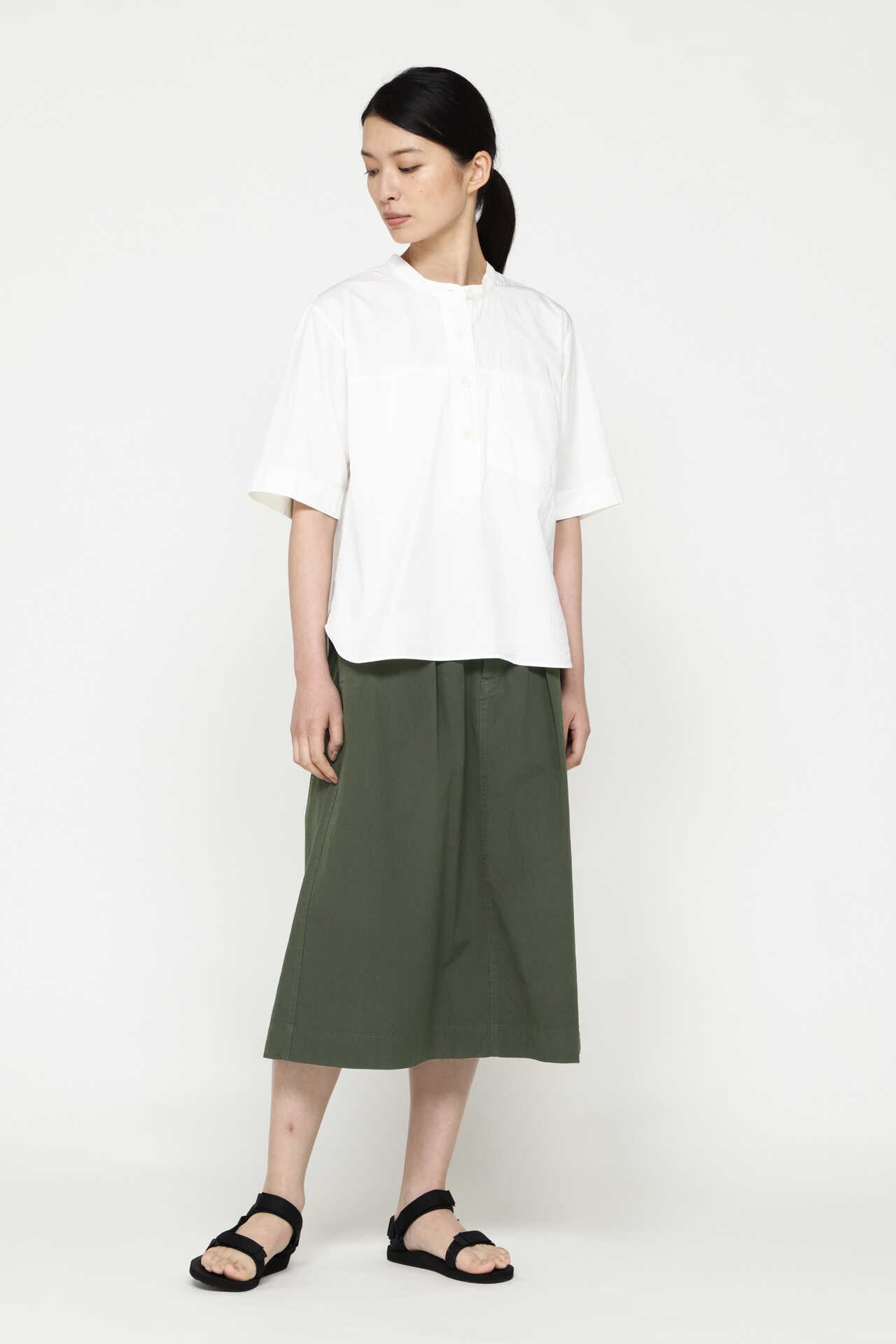 FINE COMPACT COTTON POPLIN10