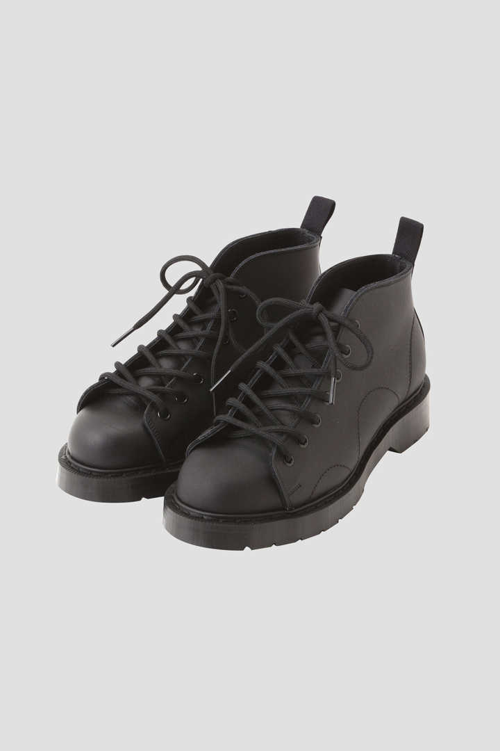 HEAVY LEATHER