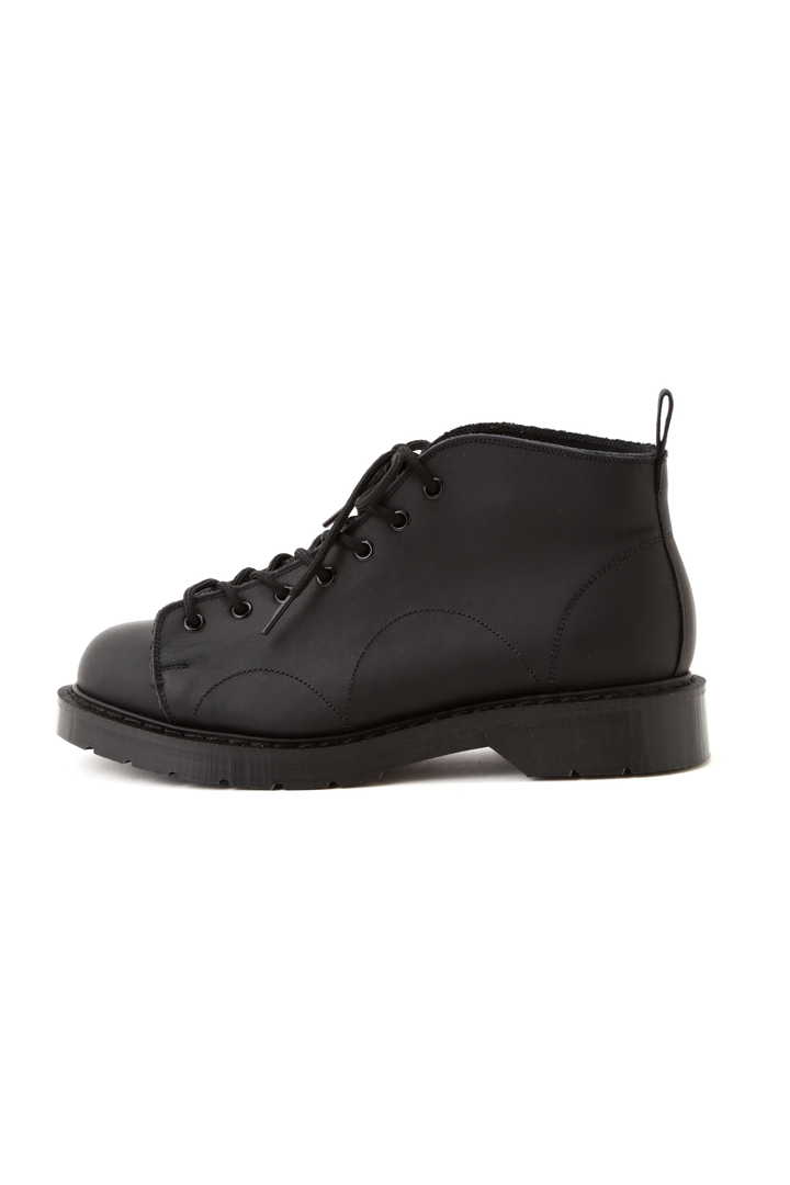 HEAVY LEATHER