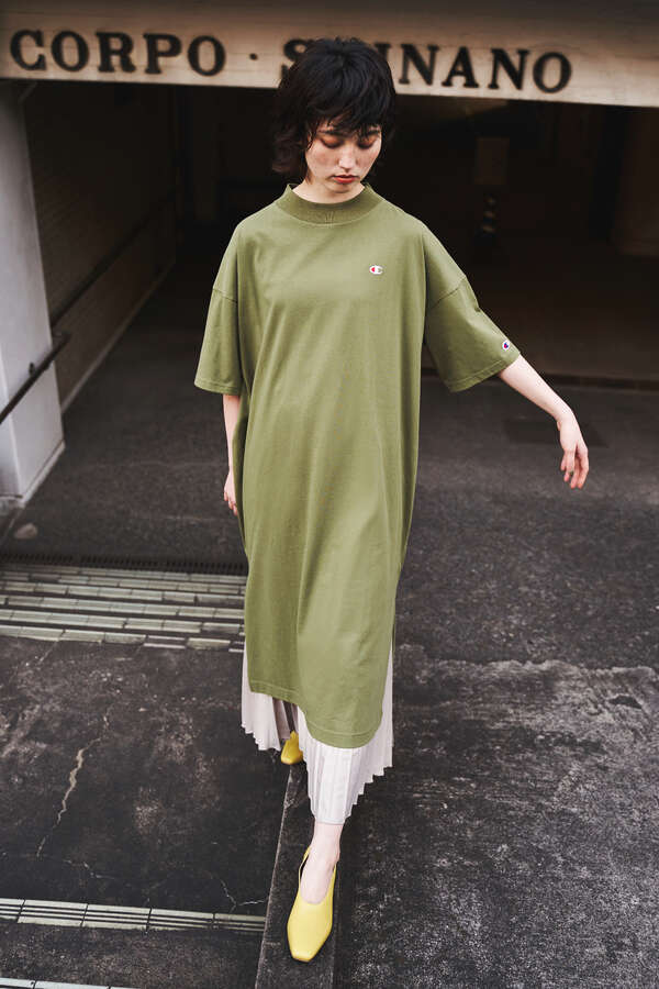 Champion Rose Bud Rose Bud別注 サイドスリットカットソーワンピース ブラック ホワイト ベージュ カーキ 公式通販 レディースファッションのrose Bud Online Store