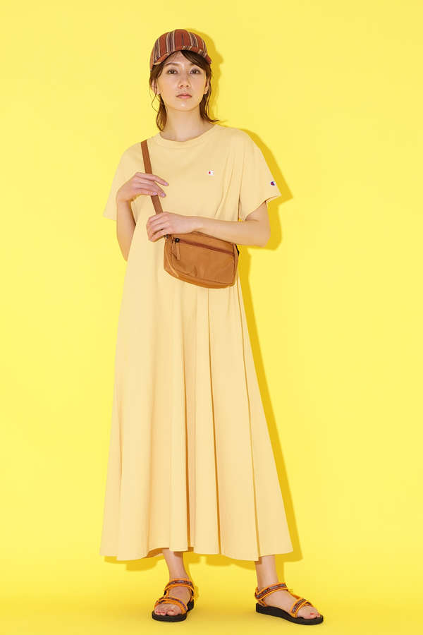 Champion Rose Bud Rose Bud別注 Championカットソーワンピース ブラック ホワイト ベージュ 公式通販 レディースファッションのrose Bud Online Store