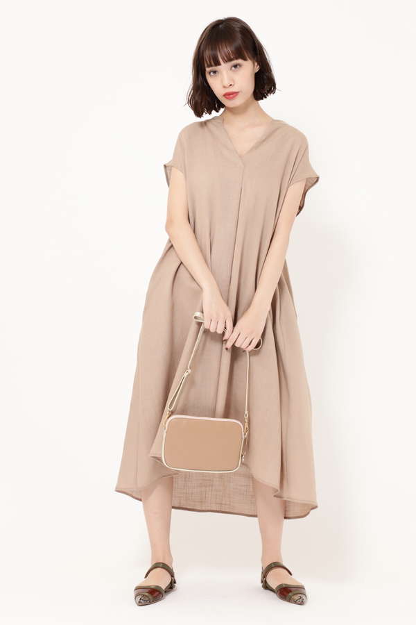 Rose Bud スキッパーカラーワンピース ブラック ホワイト ベージュ オレンジ 公式通販 レディースファッションのrose Bud Online Store