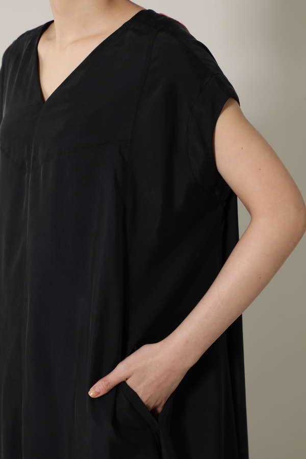 Mici バックオープンワンピース ブラック カーキ 公式通販 レディースファッションのrose Bud Online Store