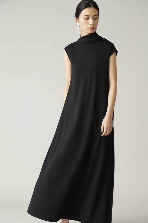 ドレープネックジャージーワンピース